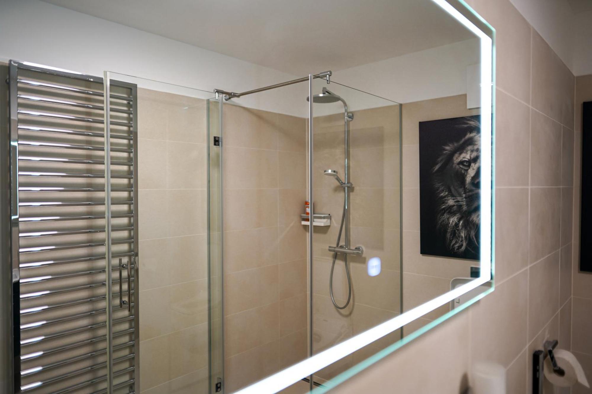 Modern Stylish Design Apartment With Free Parking Emily Wenen Buitenkant foto