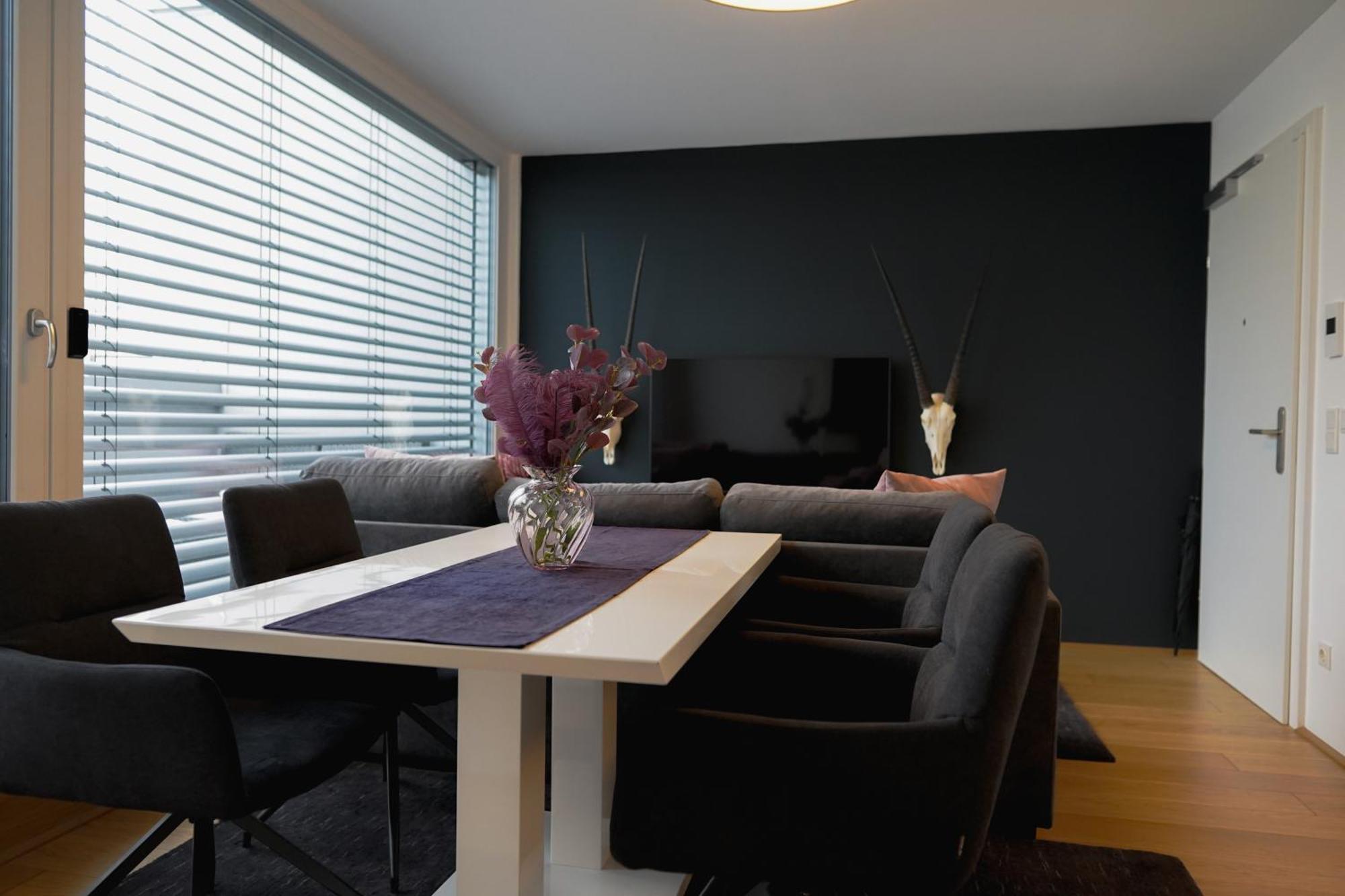 Modern Stylish Design Apartment With Free Parking Emily Wenen Buitenkant foto