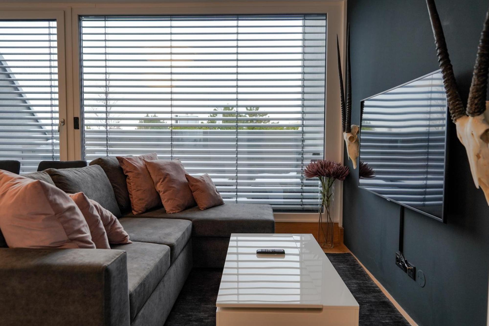 Modern Stylish Design Apartment With Free Parking Emily Wenen Buitenkant foto