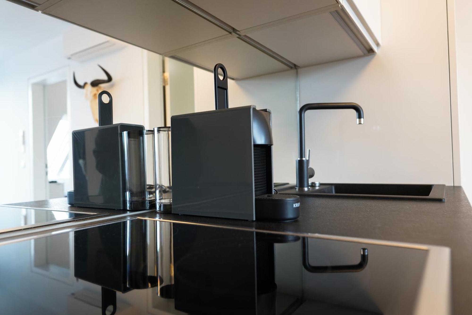 Modern Stylish Design Apartment With Free Parking Emily Wenen Buitenkant foto