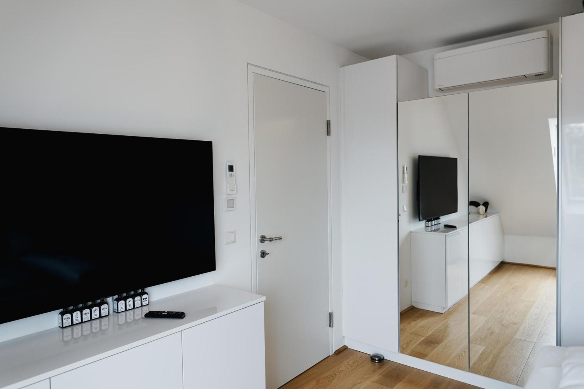 Modern Stylish Design Apartment With Free Parking Emily Wenen Buitenkant foto
